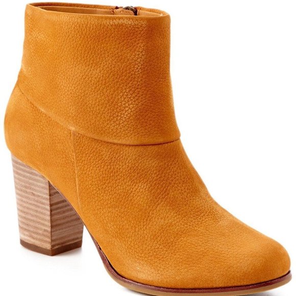 Cole Haan x Nike Air Cassidy Ankle Bootie - Picture 1 of 5